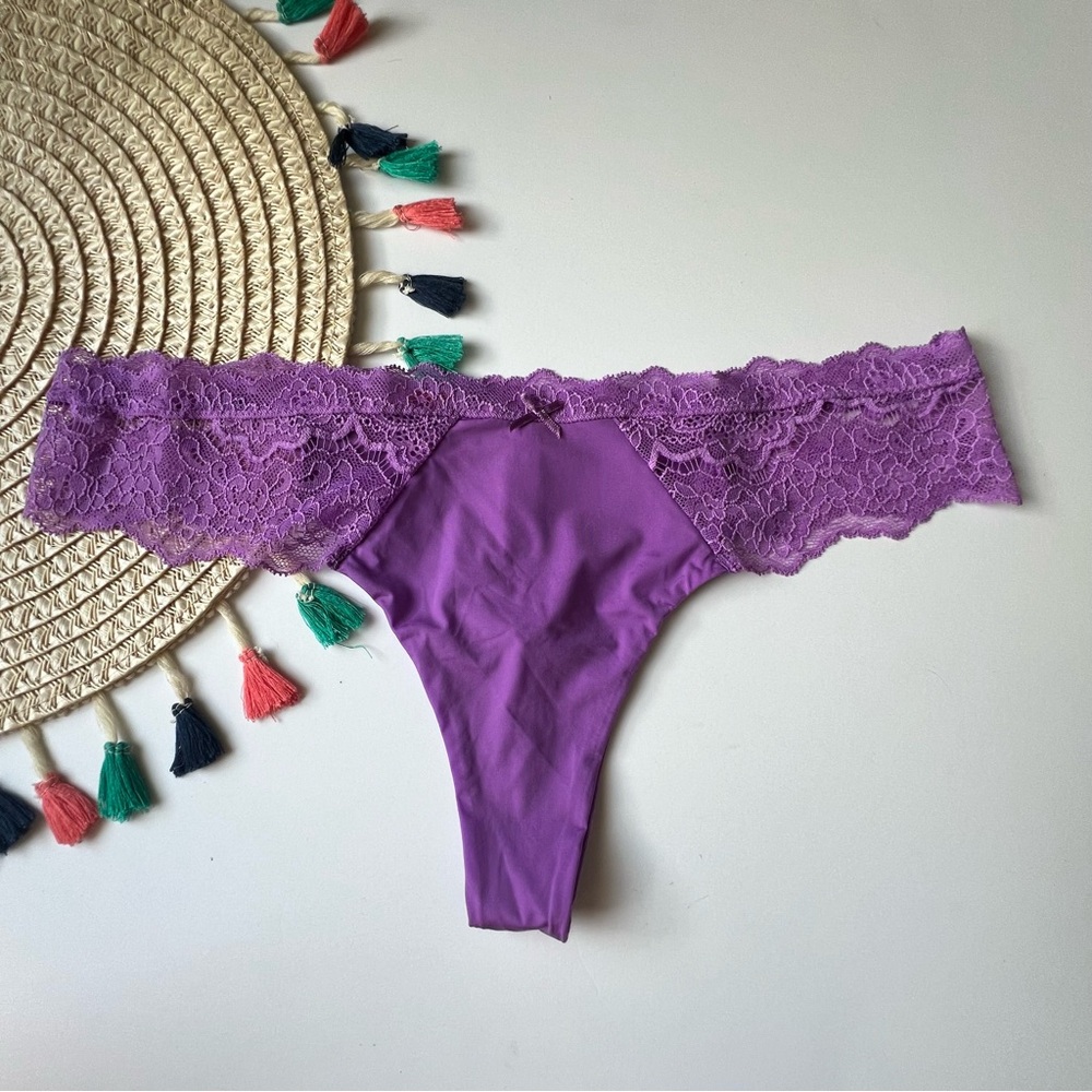 Victoria's Secret Dream Angels Lace Trim Thong Purple Tease Small NEW